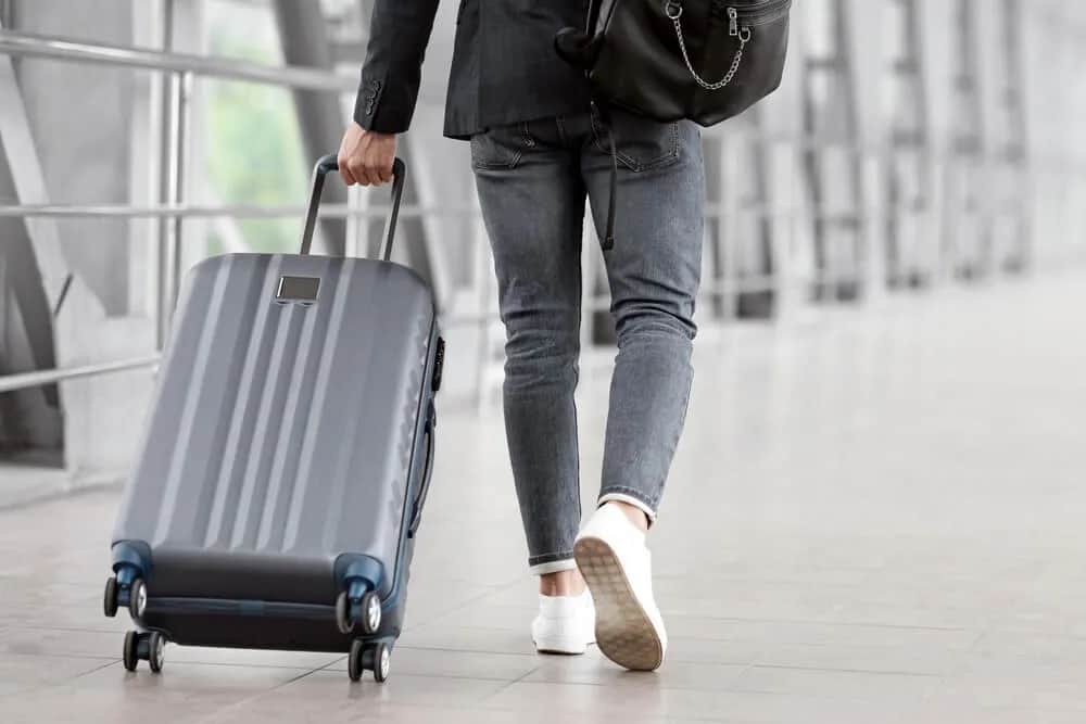 Jaka walizka wybrać, by uniknąć problemów w podróży?