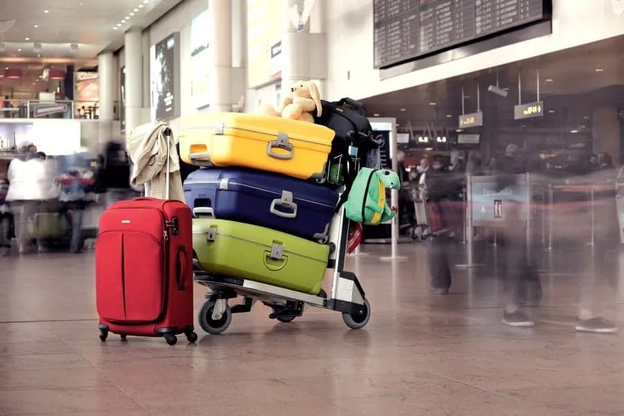 Jak zważyć walizkę, aby uniknąć opłat za nadbagaż?