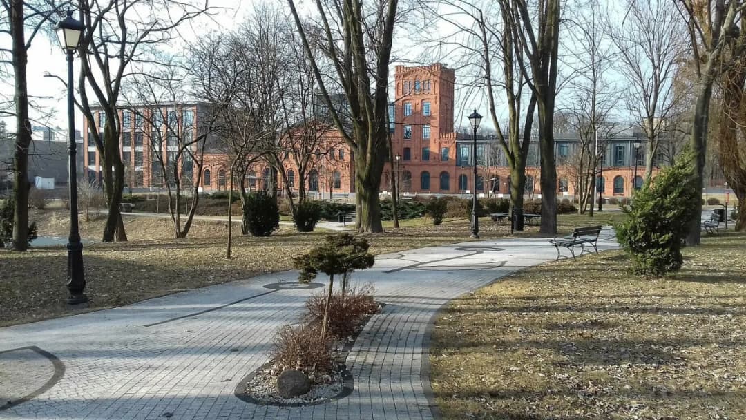 Księży Młyn atrakcje, które zaskoczą Cię w jesienne dni