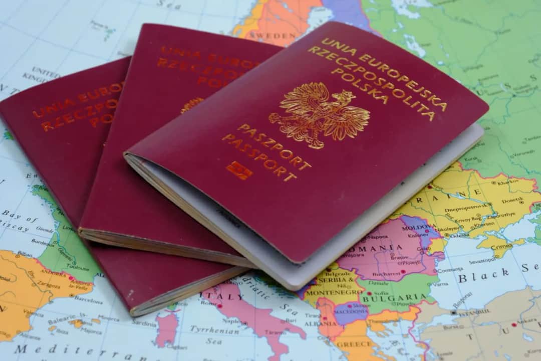 Jak sprawdzić czy jest już paszport i uniknąć niepotrzebnych opóźnień