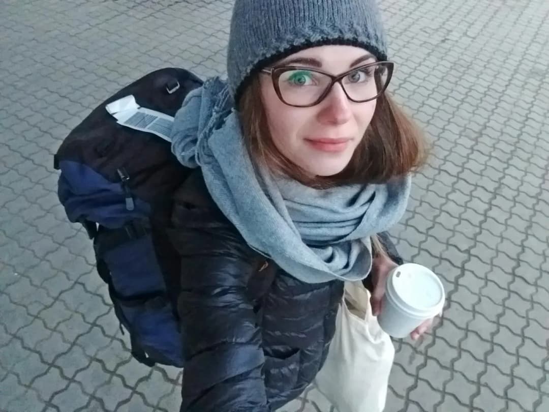 Jak spakować się na tydzień w bagaż podręczny i uniknąć problemów