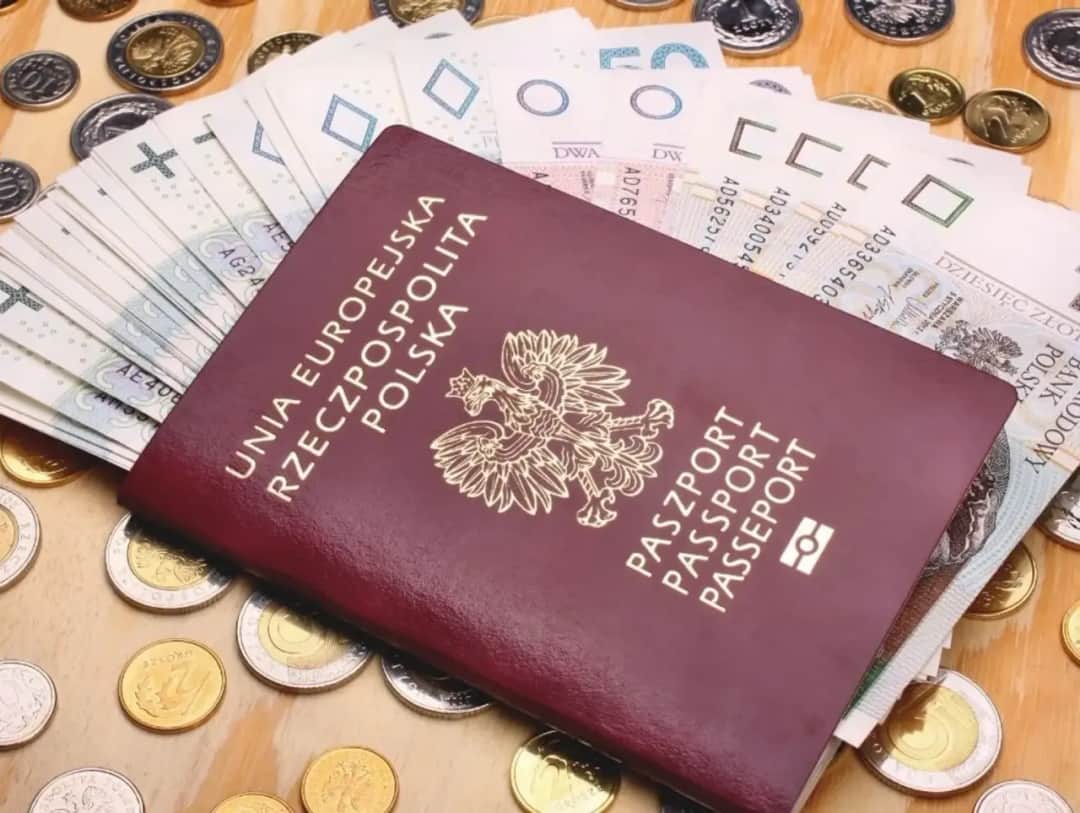 Czy za wyrobienie paszportu się płaci? Sprawdź koszty i ulgi