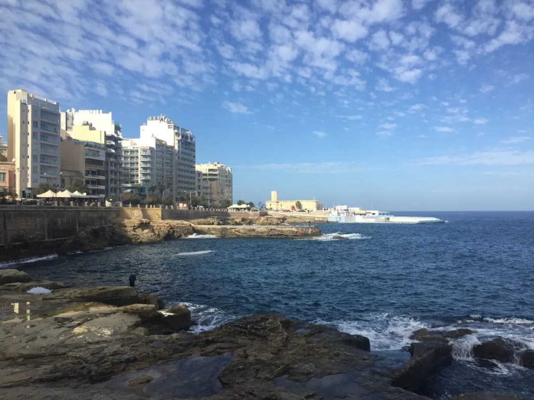 Najciekawsze atrakcje w Sliemie, które musisz zobaczyć podczas wizyty